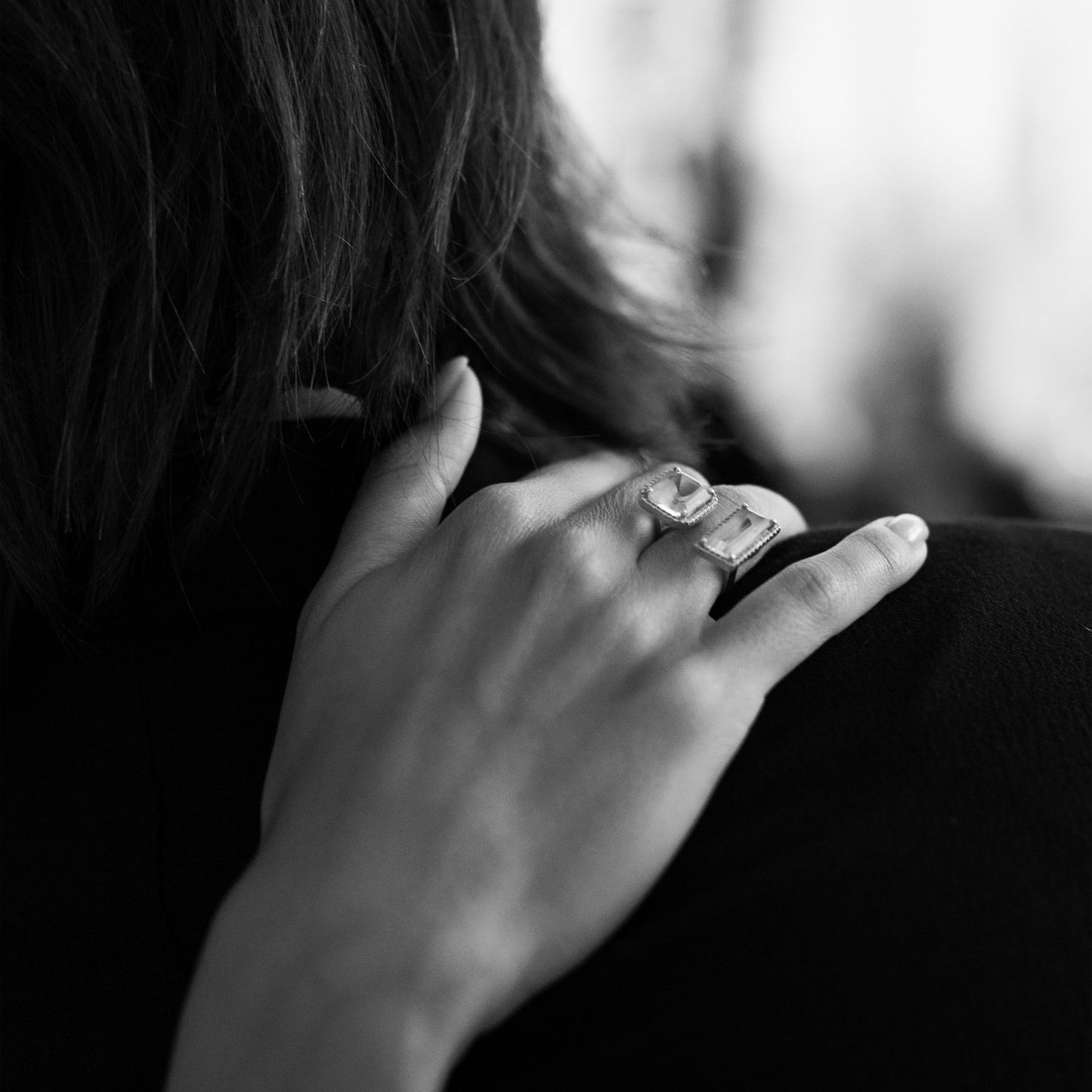 DOUBLE VELVET RING-white edel topaz