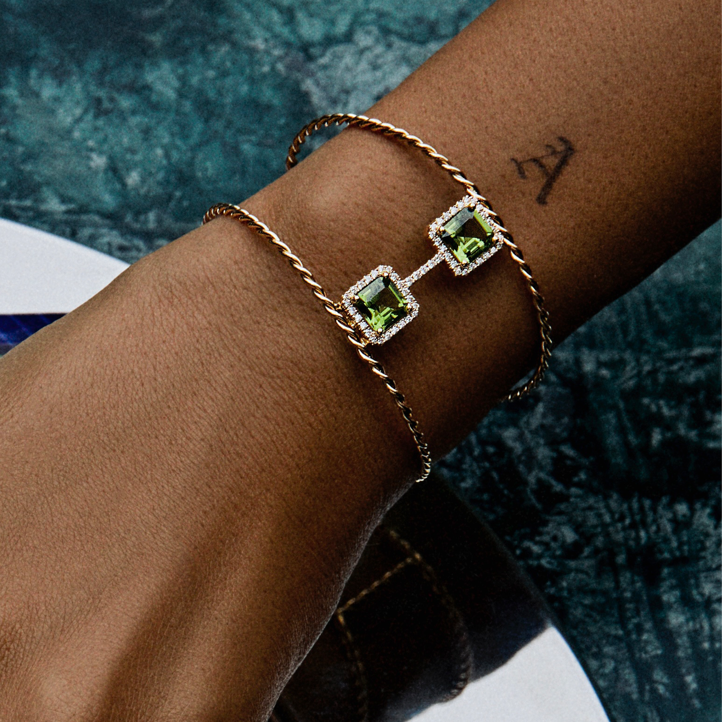 TWISTED BRACELET-peridot