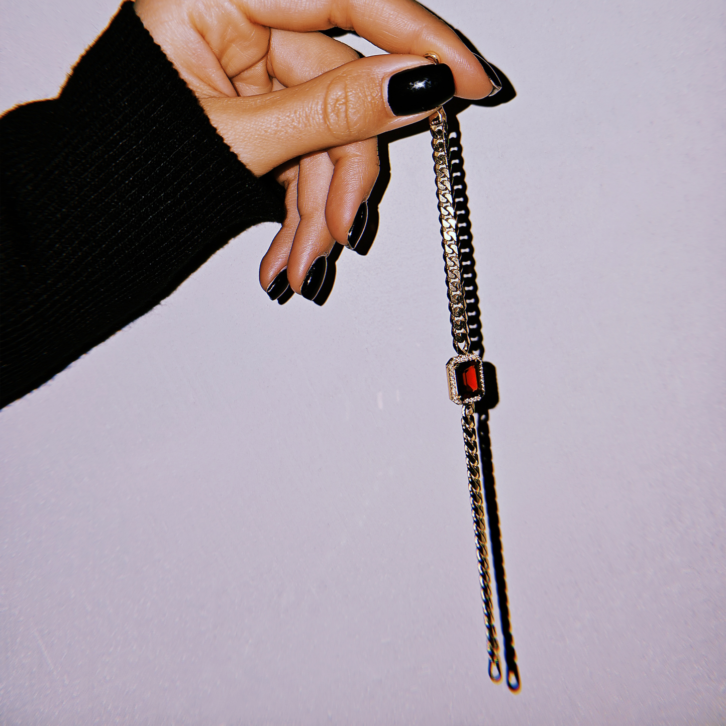 VINTAGE BRACELET-garnet