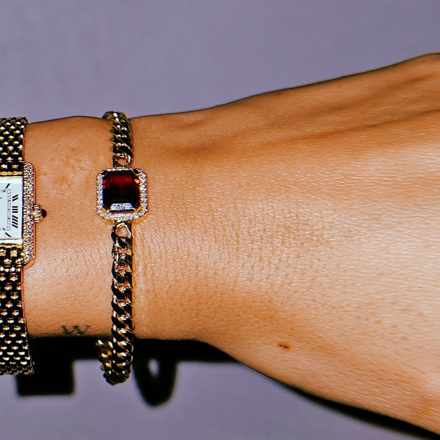 VINTAGE BRACELET-garnet